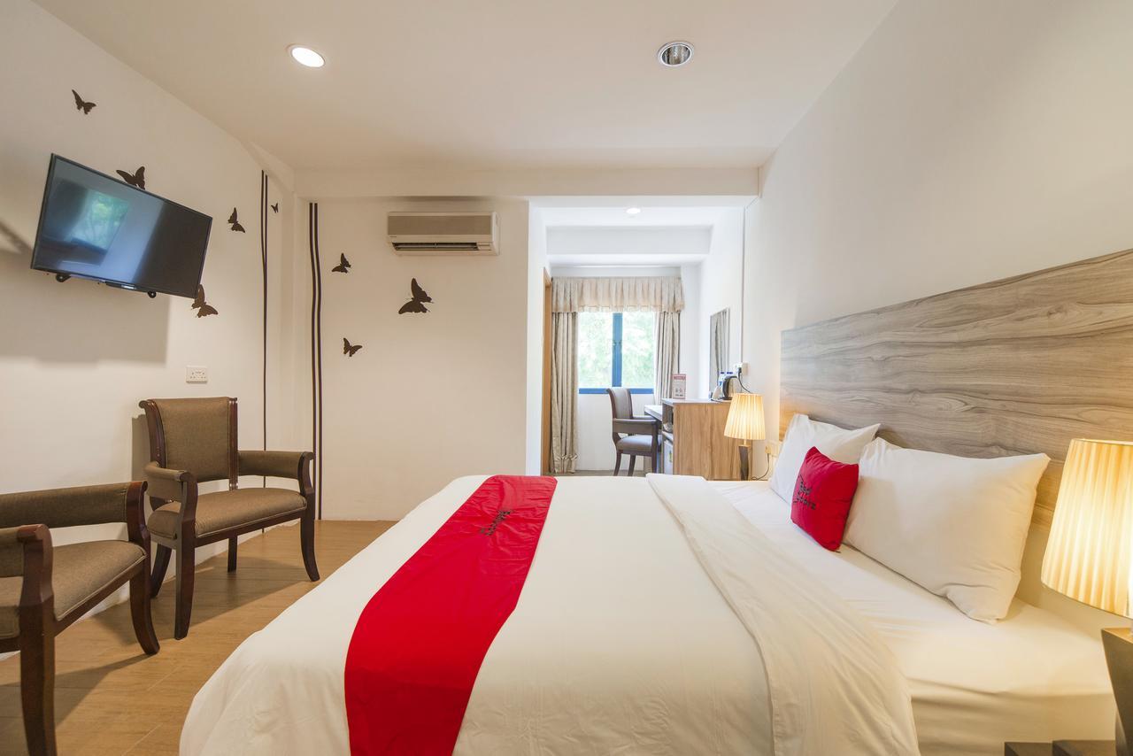 Reddoorz Plus @ Victoria Street Singapore Eksteriør billede