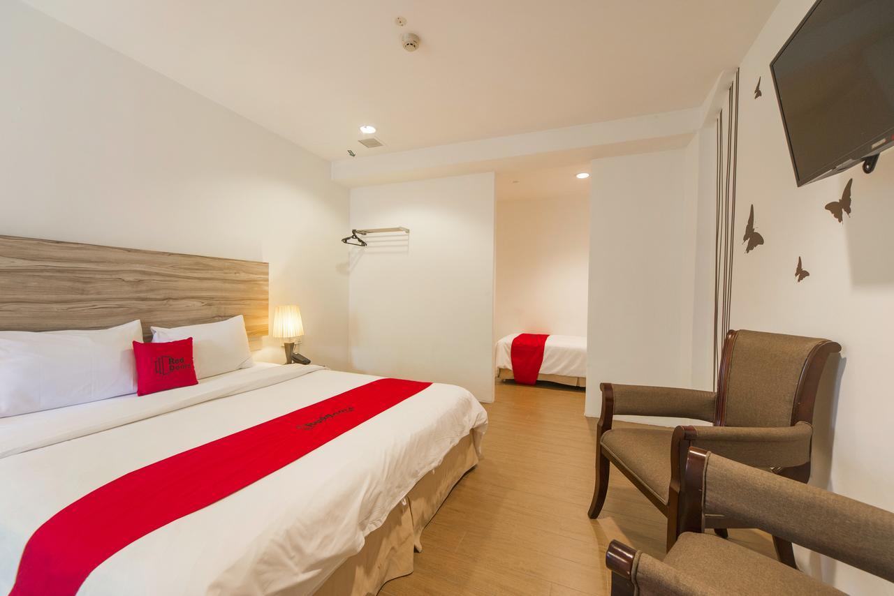 Reddoorz Plus @ Victoria Street Singapore Eksteriør billede